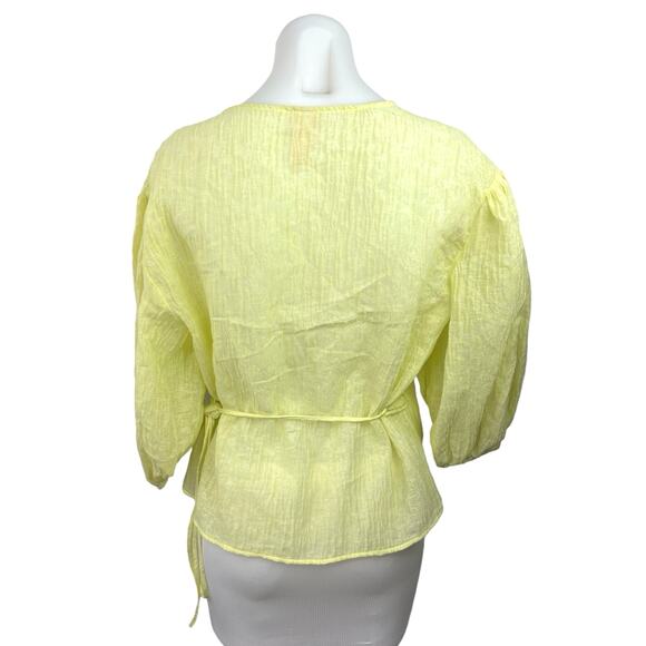 H&M Yellow Crinkled V-Neck Half Puff Sleeve Boho Wrap Blouse Shirt Top Size M - Picture 3 of 5